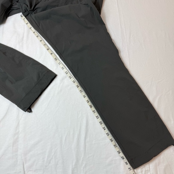 Athleta Men's Gray Pants Size 12 - Picture 10 of 14